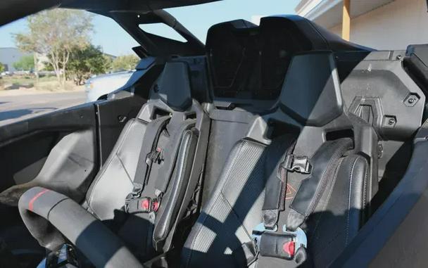 2026 CAN-AM MAVERICK R X RS WITH SMARTSHOX 999T DCT