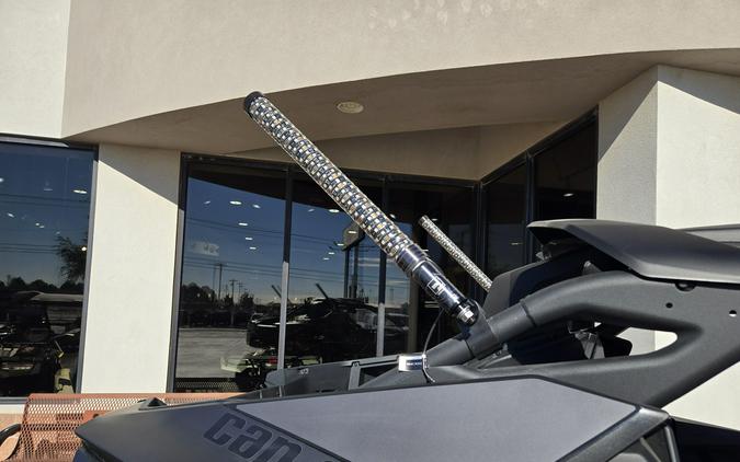 2026 CAN-AM MAVERICK R X RS WITH SMARTSHOX 999T DCT