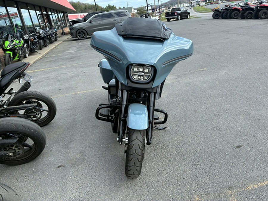2024 Harley-Davidson FLHX