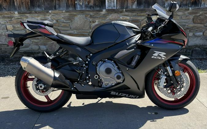 2026 Suzuki GSX-R600 Candy Daring Red / Metallic Matte Black No 2