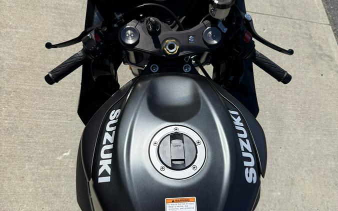 2026 Suzuki GSX-R600 Candy Daring Red / Metallic Matte Black No 2