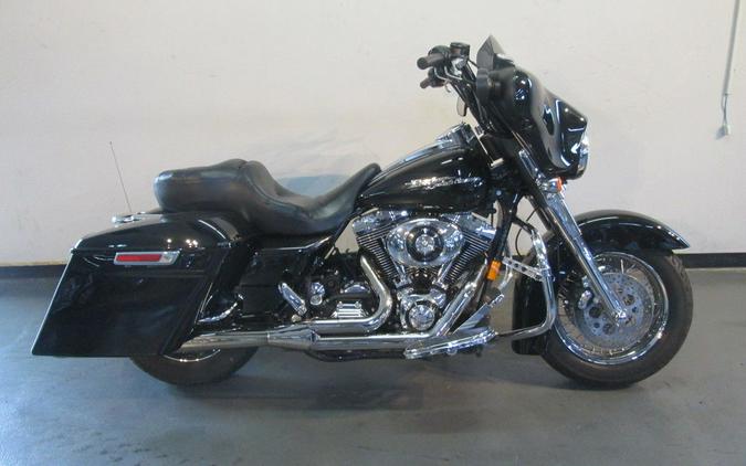 2006 Harley-Davidson® FLHX - Street Glide®