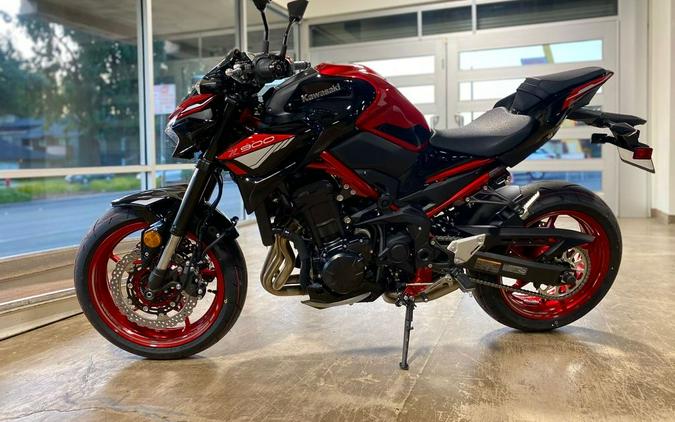 2024 Kawasaki Z900 ABS Candy Persimmon Red/Ebony