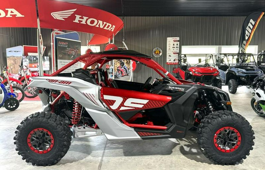 2024 Can-Am® Maverick X3 X ds Turbo RR Fiery Red & Hyper Silver