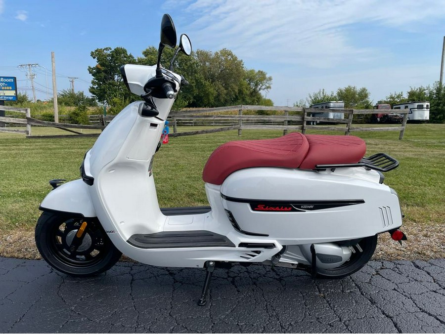 2025 Benelli SIXTIES 300 - WHITE