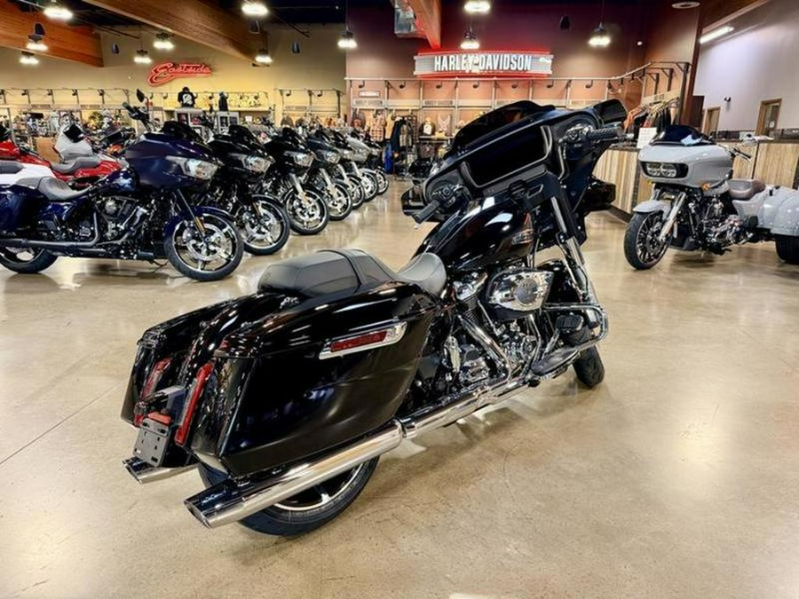 2025 Harley-Davidson® FLHX - Street Glide®