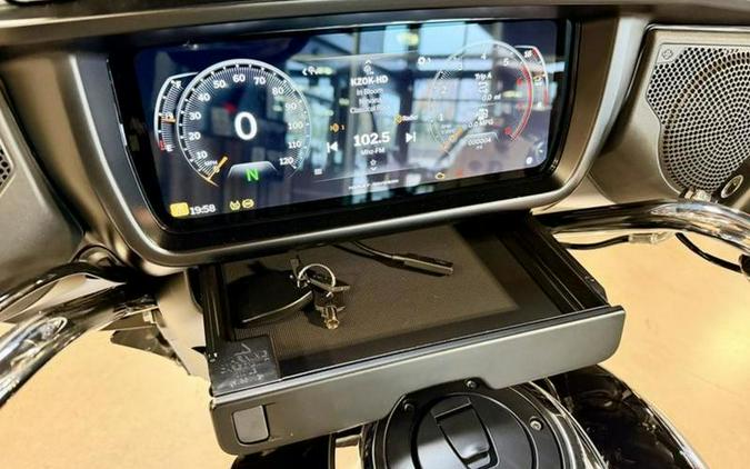 2025 Harley-Davidson® FLHX - Street Glide®