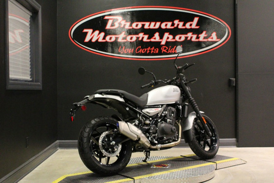 2026 ROYAL ENFIELD Guerrilla 450 Smoke Silver