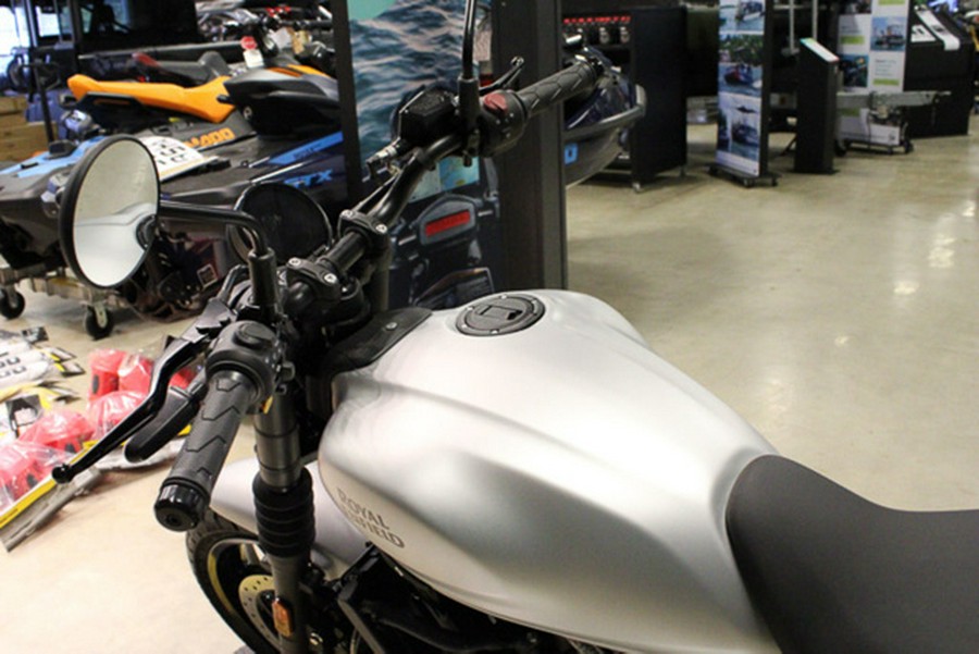 2026 ROYAL ENFIELD Guerrilla 450 Smoke Silver