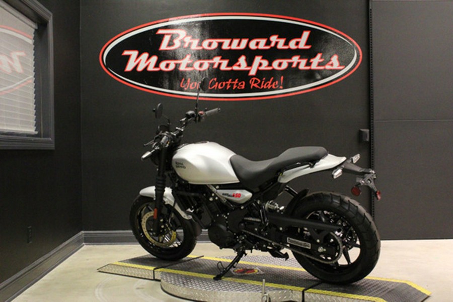 2026 ROYAL ENFIELD Guerrilla 450 Smoke Silver