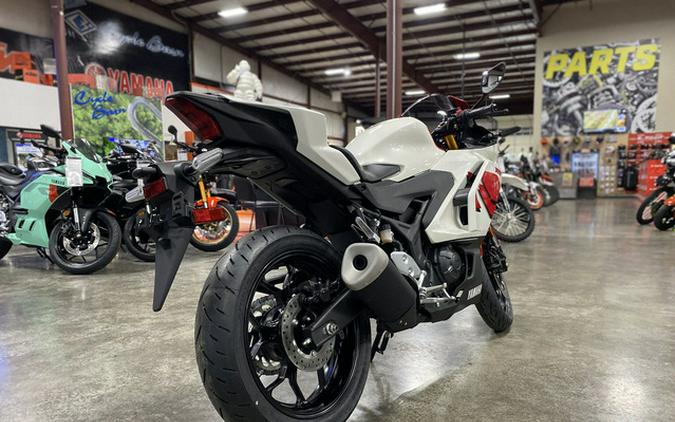 2026 Yamaha YZF R3 70Th Anniversary Edition