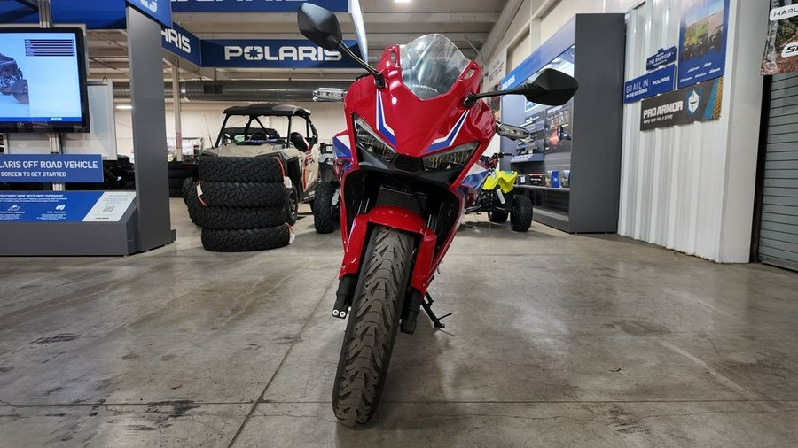 2025 Honda CBR500R ABS