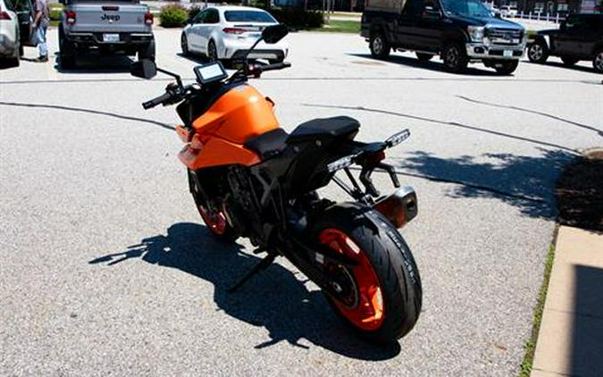 2024 KTM 990 Duke