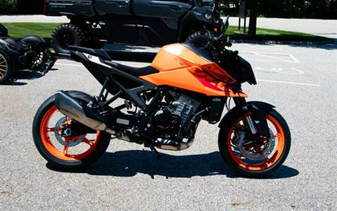 2024 KTM 990 Duke