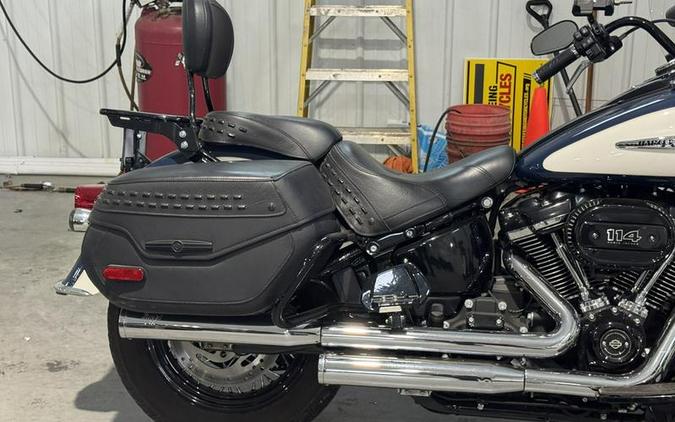 2019 Harley-Davidson® FLHCS - Heritage Classic 114