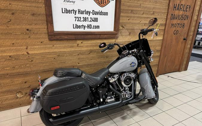 2026 Harley-Davidson® Heritage Classic Dark Billiard Gray Black Laced Wheels FLHC