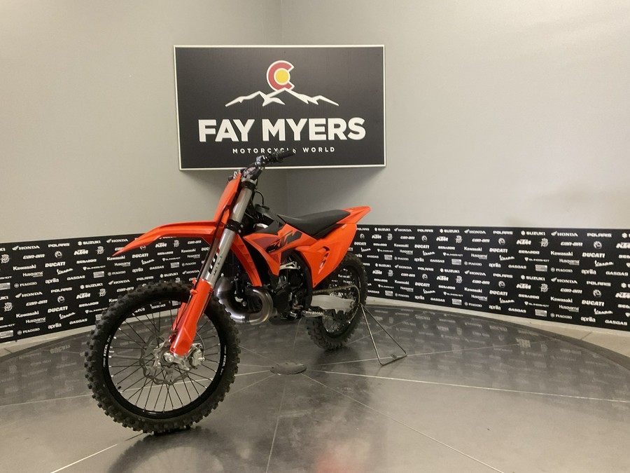 2025 KTM 300 SX - 15710U