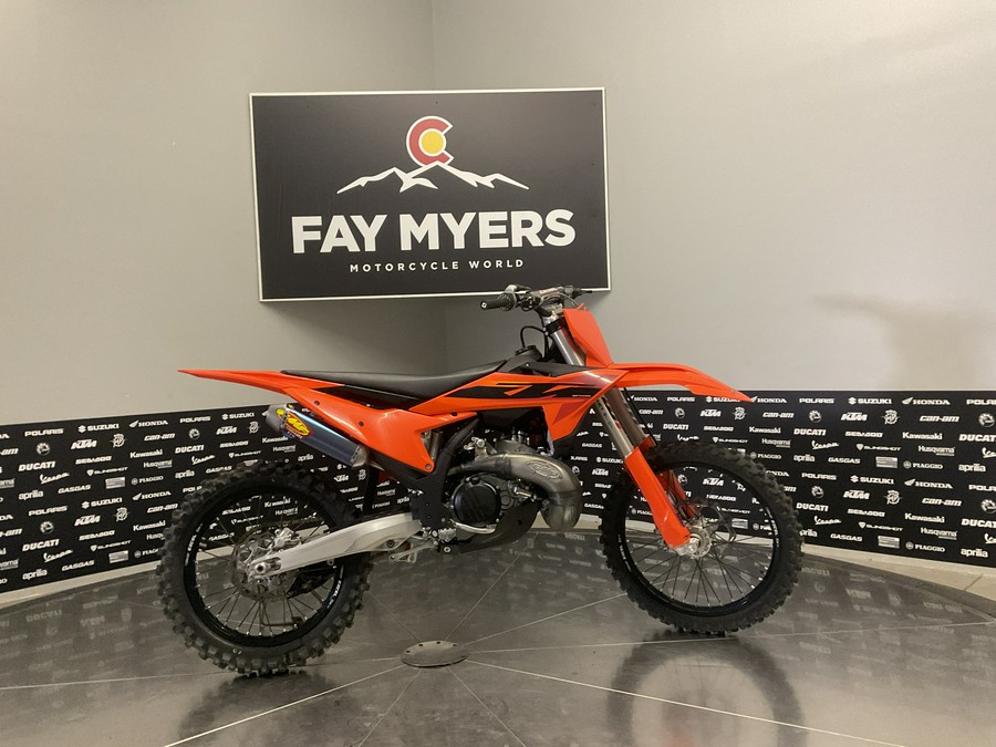 2025 KTM 300 SX - 15710U