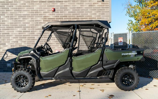 2023 Honda Pioneer 1000-6 Crew Deluxe