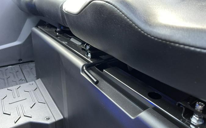 2025 Kawasaki Ridge® XR Deluxe HVAC