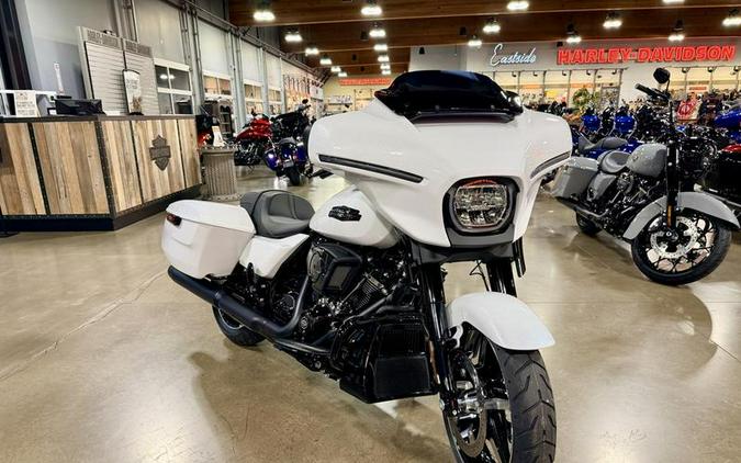 2025 Harley-Davidson® FLHX - Street Glide®