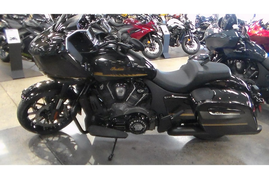 2026 CHALLENGER DH 112, BLK MTLC/BLK CRSTL, 49ST - Indian Motorcycle