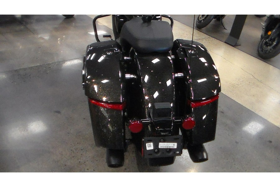 2026 CHALLENGER DH 112, BLK MTLC/BLK CRSTL, 49ST - Indian Motorcycle