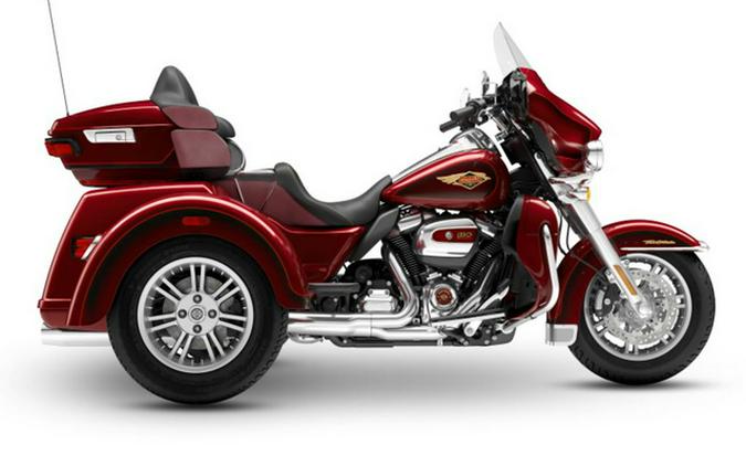 2023 Harley-Davidson FLHTCUTGAN - Tri Glide Ultra Anniversary Edition