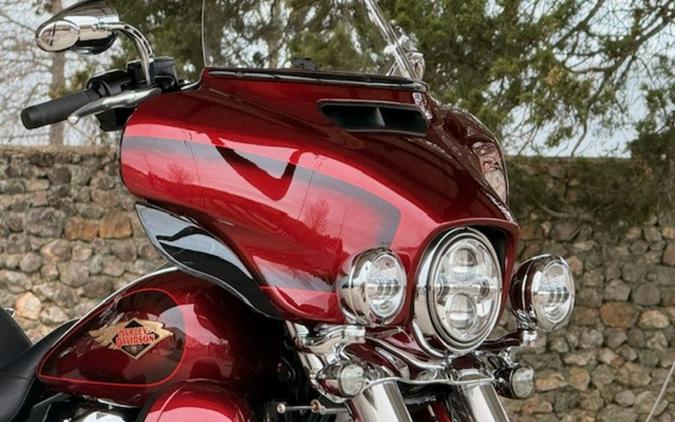 2023 Harley-Davidson FLHTCUTGAN - Tri Glide Ultra Anniversary Edition