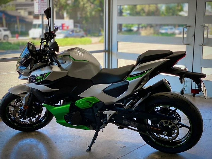 2024 Kawasaki Z7 Hybrid ABS