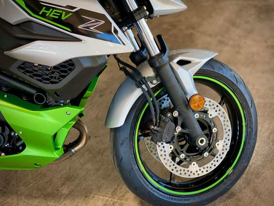 2024 Kawasaki Z7 Hybrid ABS