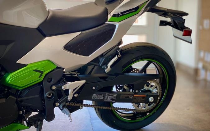 2024 Kawasaki Z7 Hybrid ABS