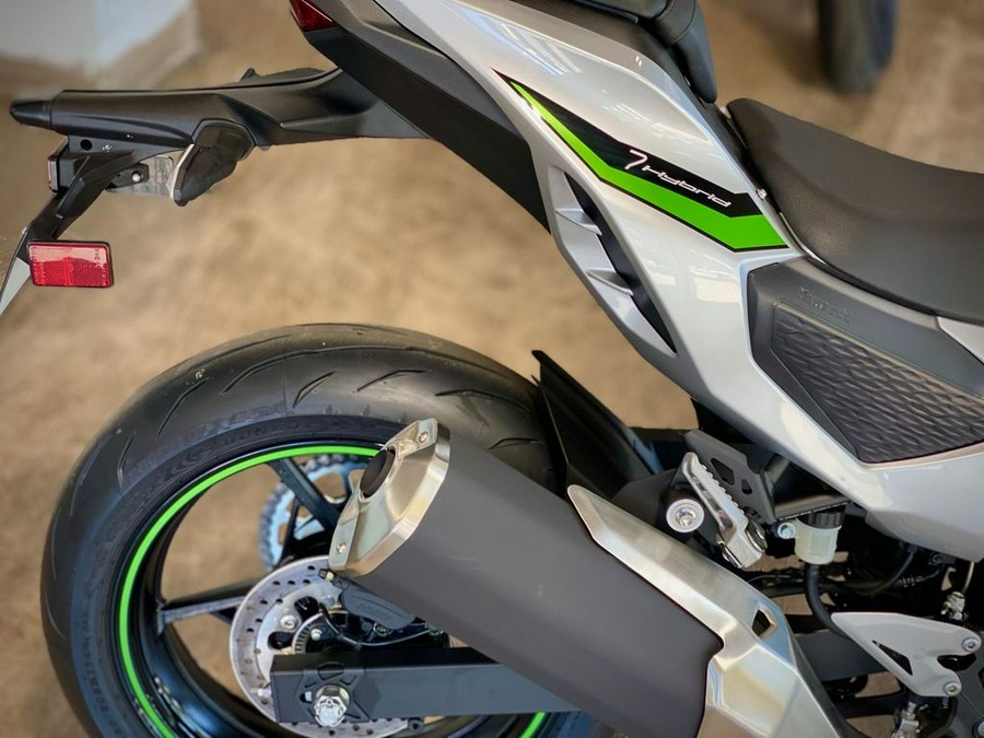 2024 Kawasaki Z7 Hybrid ABS