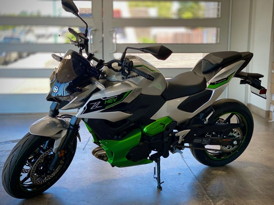 2024 Kawasaki Z7 Hybrid ABS