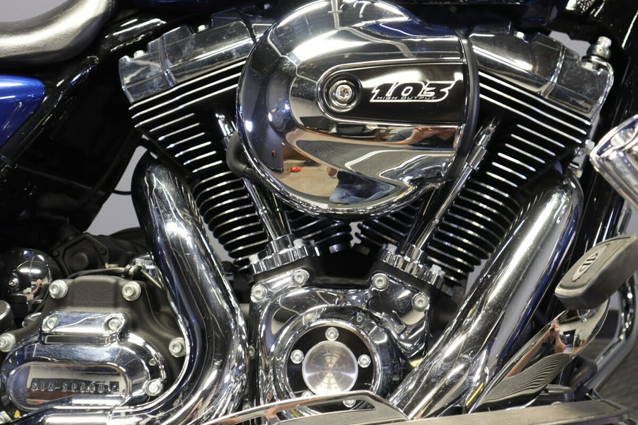 2015 Harley-Davidson Road King FLHR