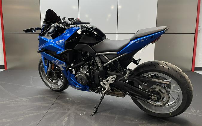 2025 Suzuki GSX-8R