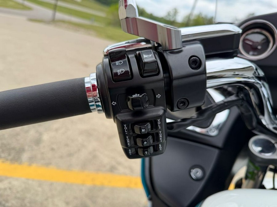 2022 Kawasaki Vulcan® 1700 Voyager® ABS