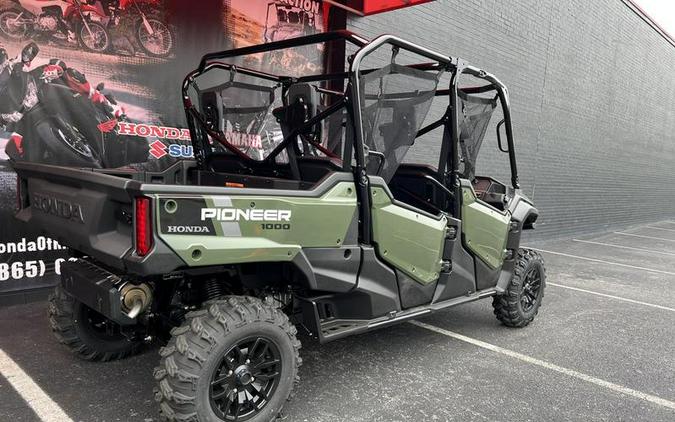 2023 Honda® Pioneer 1000-6 Deluxe Crew