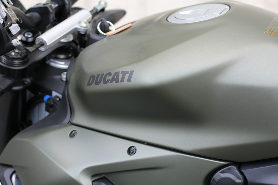 2024 Ducati Streetfighter V2