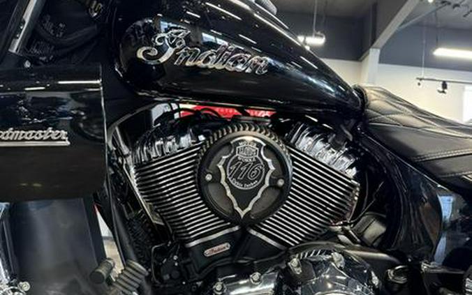 2021 Indian Motorcycle® Roadmaster® Thunder Black Pearl