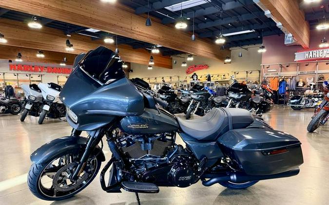 2025 Harley-Davidson® FLHX - Street Glide®