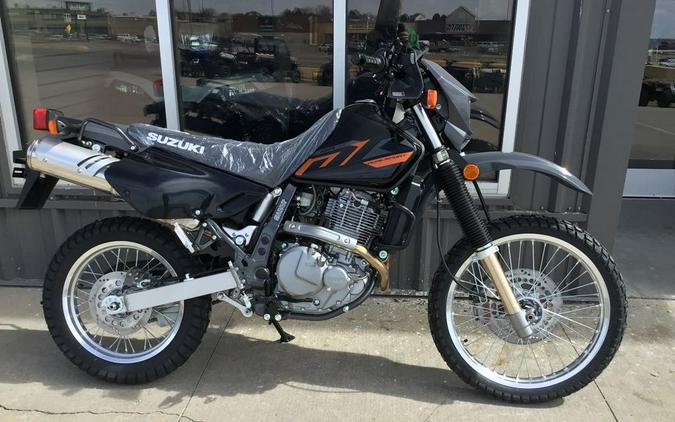2026 DR650S - Suzuki