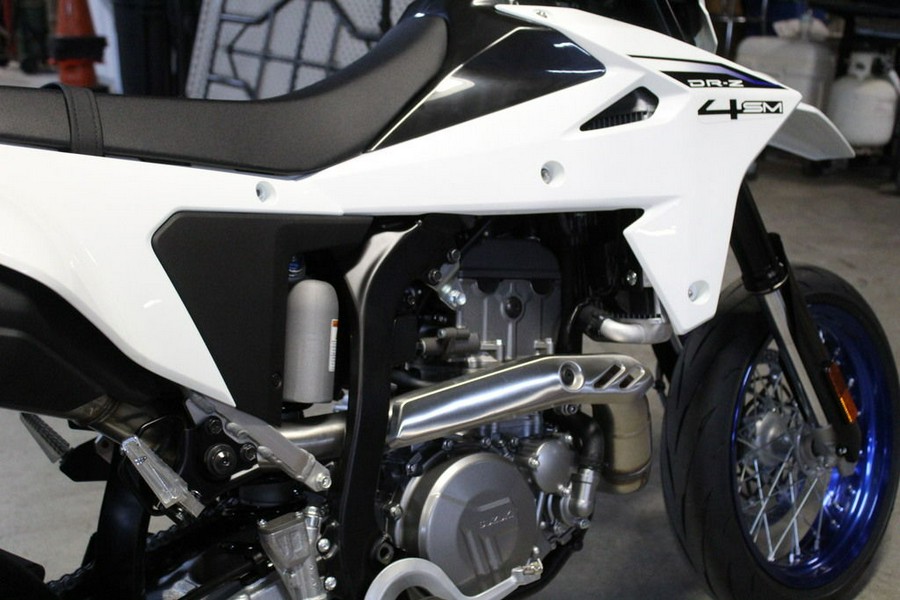 2025 Suzuki DR-Z 400SM
