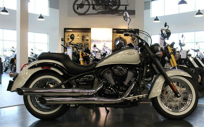 2024 Kawasaki Vulcan® 900 Classic