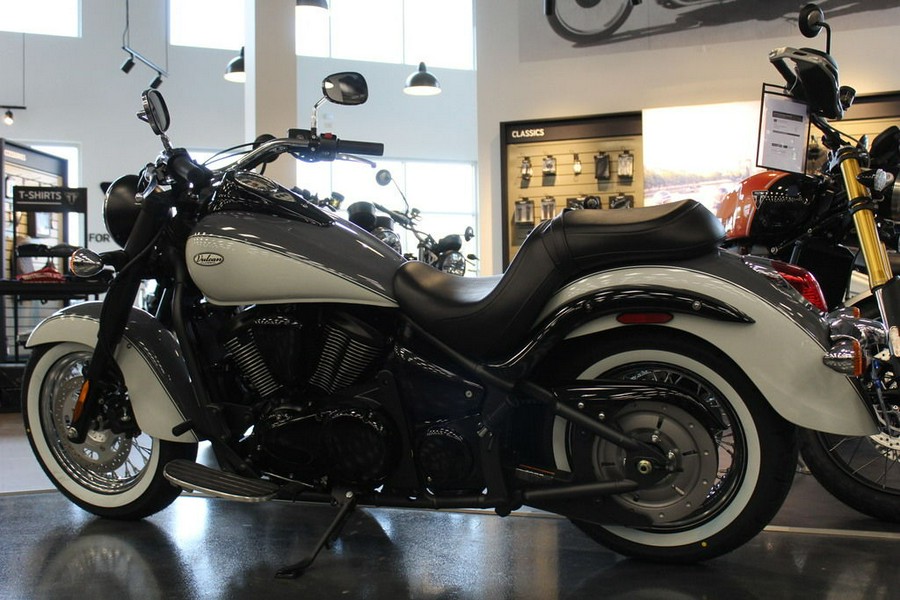 2024 Kawasaki Vulcan® 900 Classic