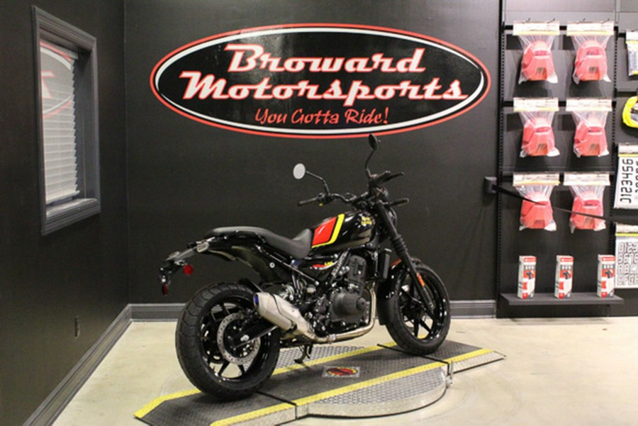 2026 ROYAL ENFIELD Guerrilla 450 Playa Black