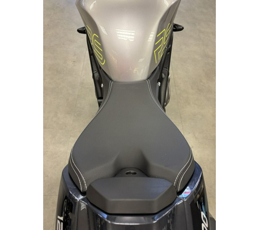 2025 Triumph Speed Triple 1200 RS Granite/Triumph Racing Yellow