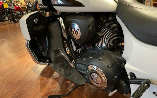 2020 Indian Motorcycle Indian® Roadmaster® Dark Horse®
