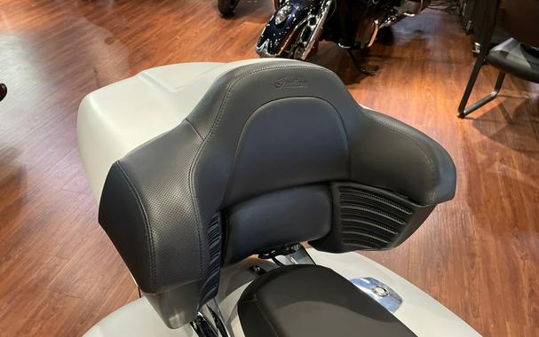 2020 Indian Motorcycle Indian® Roadmaster® Dark Horse®