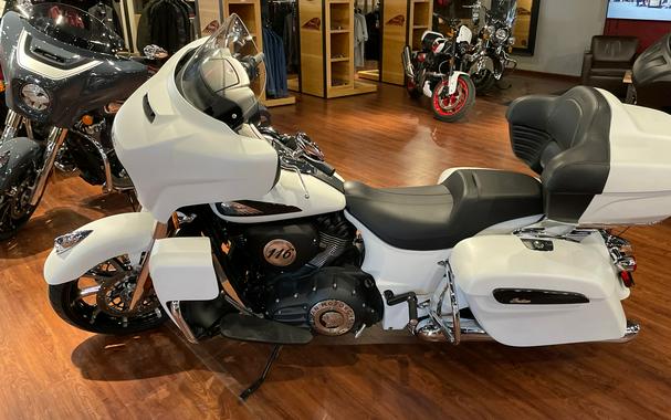 2020 Indian Motorcycle Indian® Roadmaster® Dark Horse®